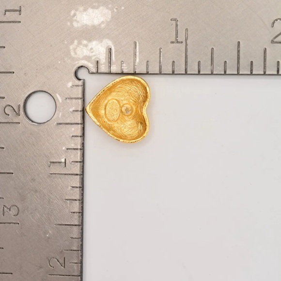 EA5 Vintage Givenchy gold heart earrings - Picture 10 of 11